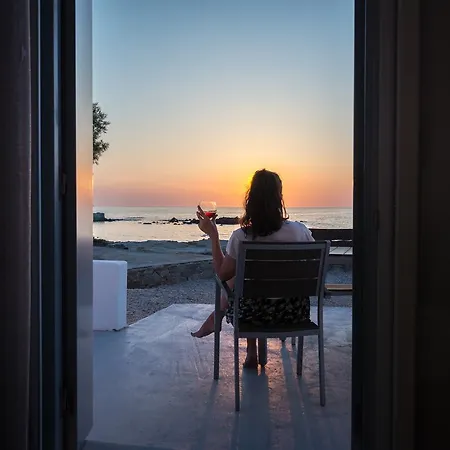 Milos Waves Luxury *