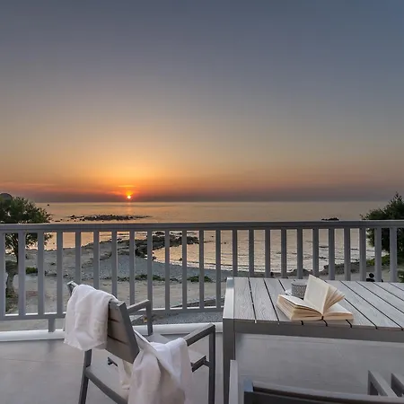 Milos Waves Luxury *