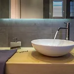 Milos Waves Luxury Apartamento Pollonia
