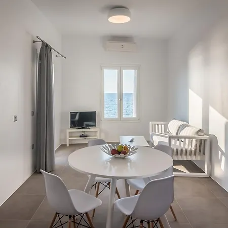 Milos Waves Luxury Appartement *