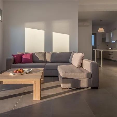 Milos Waves Luxury شقة *